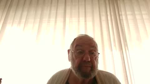 Snapshot of fredaldavid chatting on October 19, 8:37 am David Fredal online show from October 19, 8:37 am