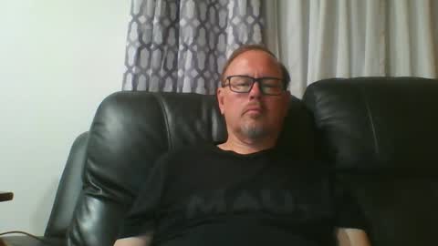 Just  Fred online show from April 14, 6:08 am