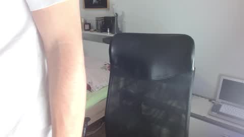 Snapshot of freddy_star chatting on April 25, 3:09 pm Frederick Perin online show from April 25, 3:09 pm