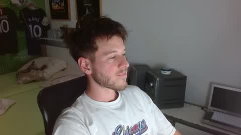 Snapshot of freddy_star chatting on April 29, 2:10 pm Frederick Perin online show from April 29, 2:10 pm