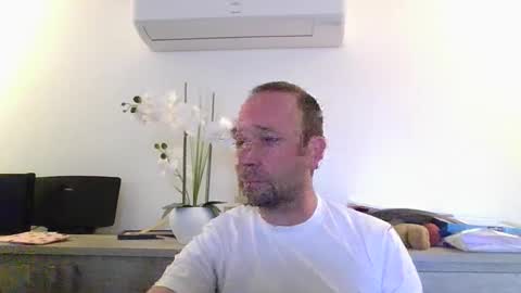 fredodu41 online show from April 13, 4:01 pm