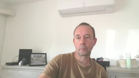 Snapshot of fredodu41 chatting on July 27, 10:11 am fredodu41 online show from July 27, 10:11 am