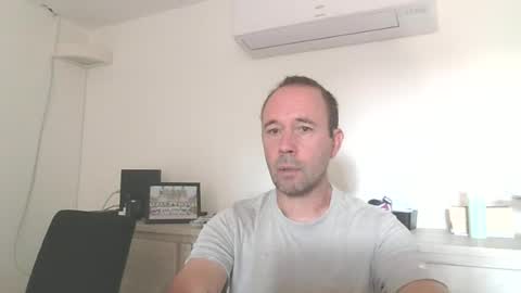 Snapshot of fredodu41 chatting on July 29, 7:17 am fredodu41 online show from July 29, 7:17 am