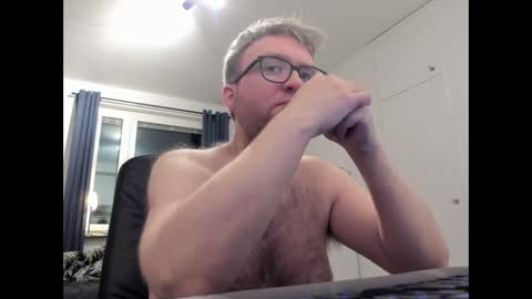 Snapshot of fredrik386959 chatting on January 12, 5:54 pm Fredrik online show from January 12, 5:54 pm