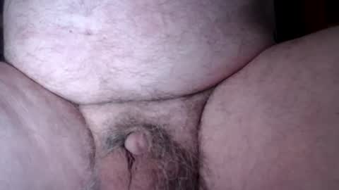 Snapshot of free_amos chatting on November 23, 6:52 pm free_amos online show from November 23, 6:52 pm