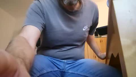 free_love_for_everyone online show from February 2, 8:13 am