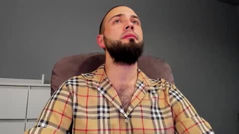 Snapshot of free_man___ chatting on October 29, 5:04 pm Andrew online show from October 29, 5:04 pm