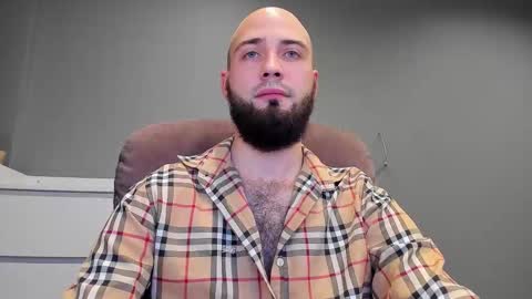 Snapshot of free_man___ chatting on November 8, 6:40 pm Andrew online show from November 8, 6:40 pm