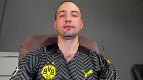 Snapshot of free_man___ chatting on November 21, 4:38 pm Andrew online show from November 21, 4:38 pm