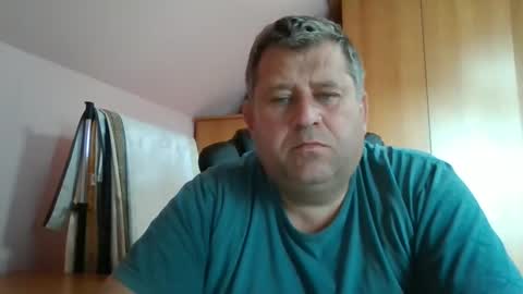 freeboy80180 online show from September 15, 2:06 pm