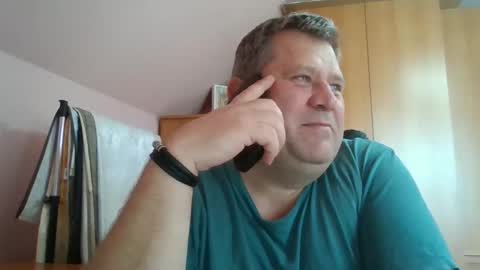 freeboy80180 online show from September 22, 12:18 pm