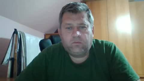 freeboy80180 online show from September 25, 6:22 pm