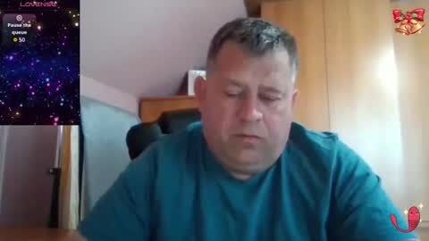 freeboy80180 online show from March 15, 7:25 am