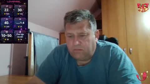 freeboy80180 online show from March 31, 5:24 pm