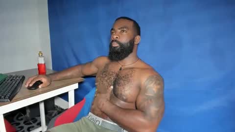 Snapshot of freedom_24 chatting on May 10, 2:28 am shakur online show from May 10, 2:28 am