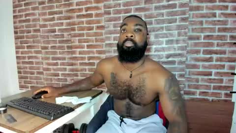 Snapshot of freedom_24 chatting on June 3, 6:35 pm shakur online show from June 3, 6:35 pm