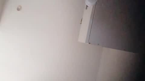 Snapshot of freeliv331874 chatting on December 19, 12:01 pm freeliv331874 online show from December 19, 12:01 pm