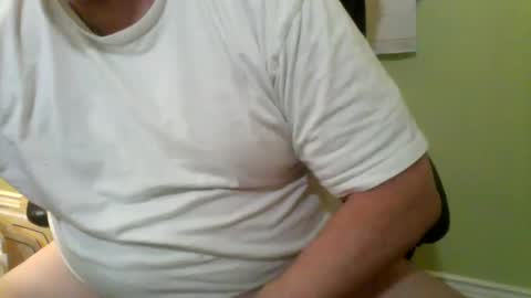 Snapshot of freerrange68 chatting on December 19, 9:17 pm Single4Now online show from December 19, 9:17 pm