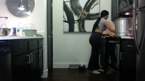 Snapshot of freesoulmovement chatting on January 27, 10:49 pm jasmineandaladin69 online show from January 27, 10:49 pm