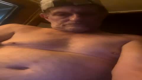 freewillie38 online show from July 27, 6:04 pm