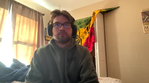 Snapshot of freezeskiii chatting on January 13, 4:56 pm freezeskiii online show from January 13, 4:56 pm