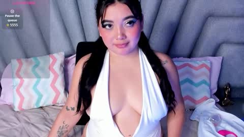 frehia online show from March 26, 8:58 pm