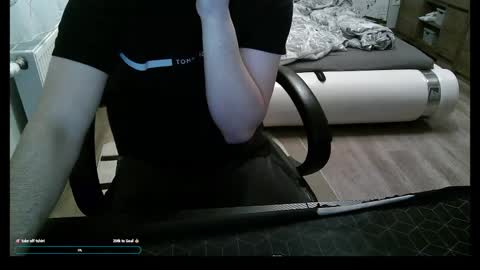 freklogas online show from April 3, 9:51 am