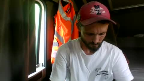 Snapshot of french_truck chatting on July 20, 4:20 pm french_truck online show from July 20, 4:20 pm