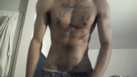 frenchchocolate310 online show from December 27, 1:11 am