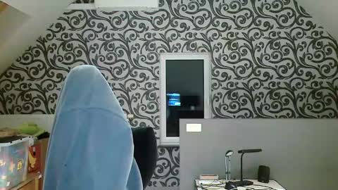 French fries online show from December 7, 6:48 pm