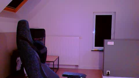 French fries online show from November 7, 7:03 pm