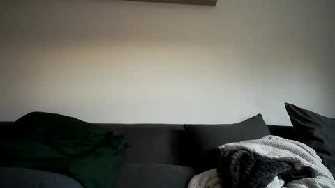 Snapshot of frenchhard0000 chatting on January 24, 7:51 am Horny french hard online show from January 24, 7:51 am