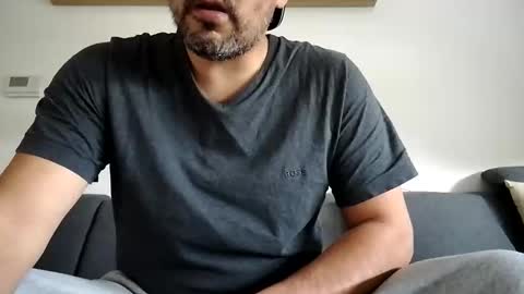 Snapshot of frenchhard0000 chatting on November 23, 11:32 am Horny french hard online show from November 23, 11:32 am