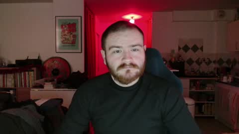 Snapshot of frenchman78650 chatting on December 17, 8:15 pm frenchman78650 online show from December 17, 8:15 pm