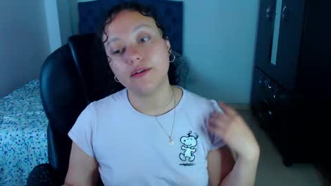 Louise  online show from April 15, 11:06 am