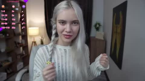 Freya online show from March 11, 7:20 pm