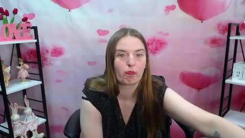 Snapshot of freyadak chatting on April 28, 2:27 am FreyaDak online show from April 28, 2:27 am