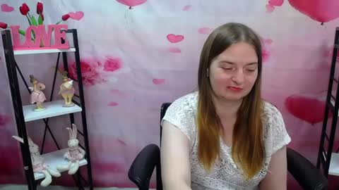 Snapshot of freyadak chatting on May 27, 2:08 am FreyaDak online show from May 27, 2:08 am
