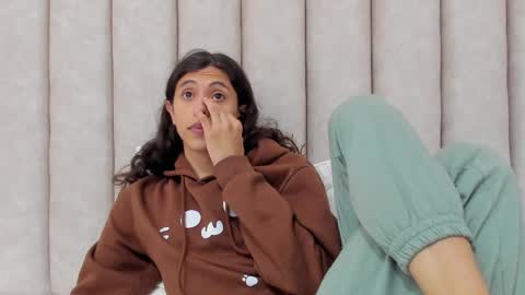 Snapshot of freyamoller_ chatting on February 14, 7:10 pm FreyaMoller online show from February 14, 7:10 pm