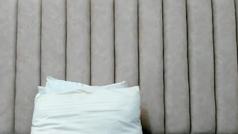 Snapshot of freyamoller_ chatting on February 21, 6:42 pm FreyaMoller online show from February 21, 6:42 pm