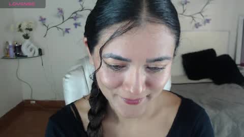 freyarouge online show from April 4, 2:25 pm