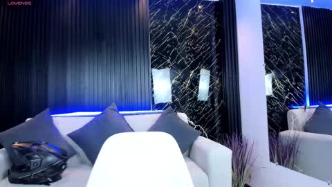 Freyja Sweet online show from October 31, 12:17 pm