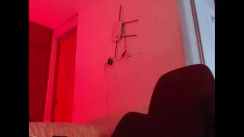 FREYJA LOREN online show from February 23, 6:45 pm