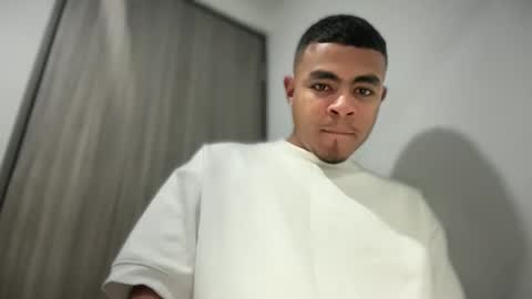 freyva_ online show from January 23, 3:37 am