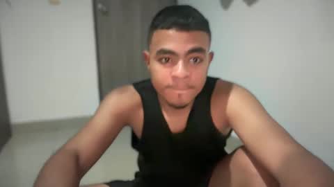 freyva_ online show from January 28, 2:32 am