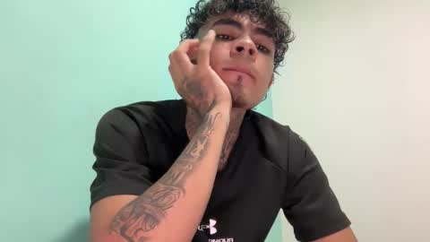 freyva_ online show from April 3, 12:19 am