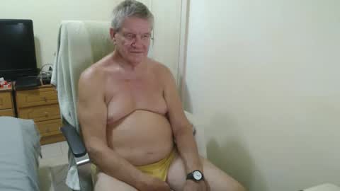 Snapshot of friar155 chatting on September 23, 5:05 pm friar155 online show from September 23, 5:05 pm