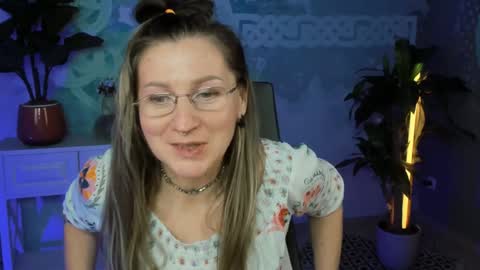 Snapshot of fridatander chatting on January 16, 12:09 pm Frida Tander online show from January 16, 12:09 pm