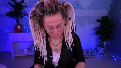 Frida Tander online show from February 28, 6:03 am