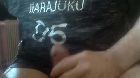 Snapshot of fridolin32 chatting on May 1, 7:57 am fridolin32 online show from May 1, 7:57 am